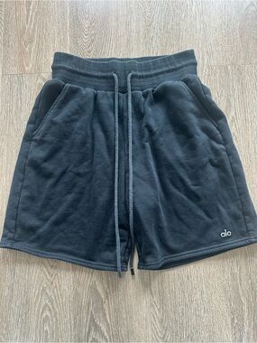 ALO Yoga Women’s Black Athletic Shorts